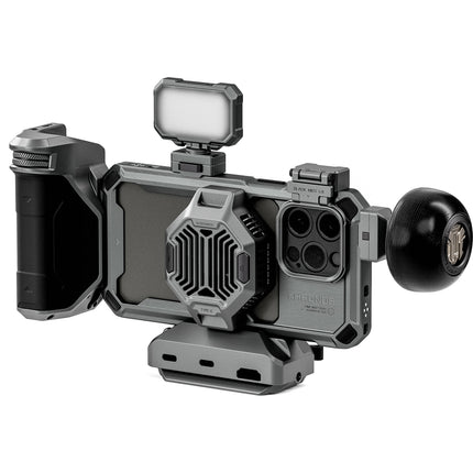 Tilta Khronos Ultimate Kit para iPhone 15 Pro Max con sistema de enfriamiento y panel LED