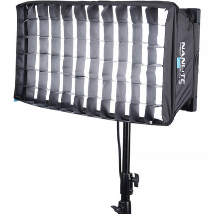 Nanlite PavoSlim 120B Panel LED Bi-Color 23.7 x 12.1" con Softbox rápido