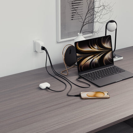 HYPER HyperJuice Cargador de pared 70W 3 puertos USB GaN blanco con adaptadores EU UK ANZ