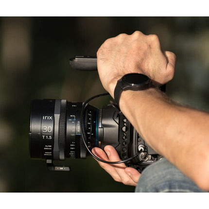 IRIX 30mm T1.5 L-Mount Objetivo Cine Full Frame con enfoque en pies