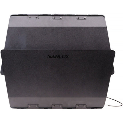 Nanlux FL-28 Travel Lente Fresnel para Evoke 900c 1200B 17-43° con Barndoor y Estuche