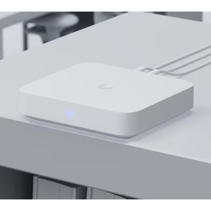 Ubiquiti UXG-MAX Gateway Max Puerta de Enlace 4 Puertos Ethernet 2.5G RAM 2GB