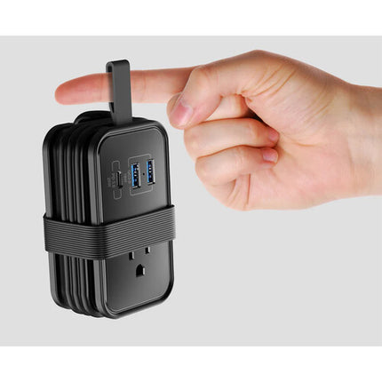 Uncaged Ergonomics Regleta de Viaje 6 en 1 3 Enchufes 3 USB Total 26 2W Negra