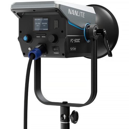 Nanlite FC500C Foco LED RGB 57050 Lux Control RGB 2700-7500K con Reflector y Estuche