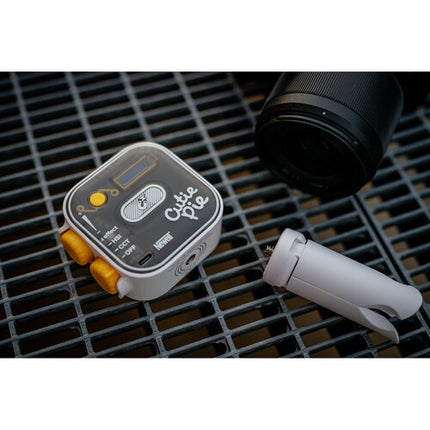 Newell RGB Cutie Pie Luz LED blanca para creadores 2500-9900K CRI 96 con batería 2000mAh