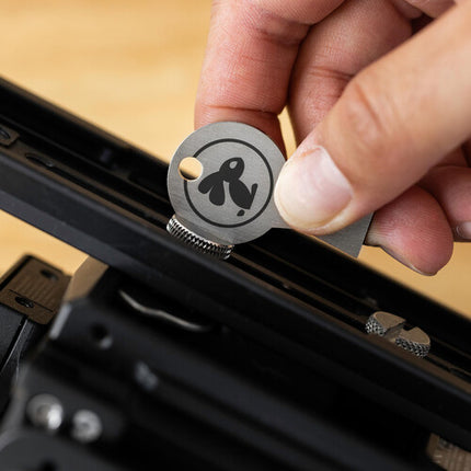 Rabbit Key Llave Universal para Cámara Acero Inoxidable Pequeña y Portátil