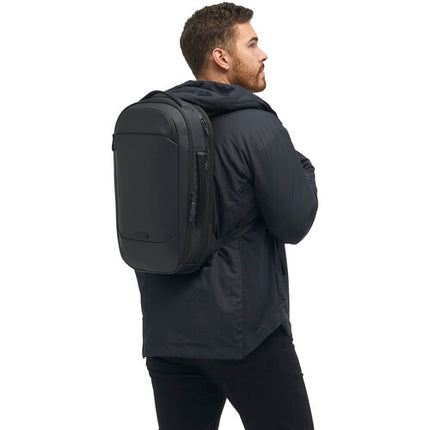 Nomatic Navigator RS mochila expandible 15 a 21L con bolsillo para laptop 16"