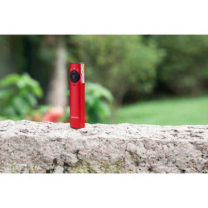 Linterna Olight Arkfeld Pro Class 3R 1300 Lúmenes Luz Blanca UV 900mW Láser Verde Cable USB Magnético