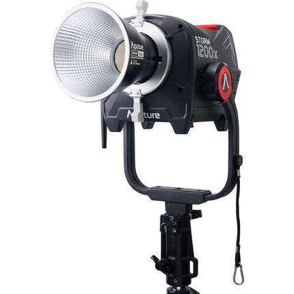 Aputure STORM 1200x Luz LED Monolight Bicolor 2500-10000K 96100 Lux Kit Completo