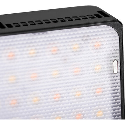 amaran Ace 25x Panel LED bicolor 4.6x3 pulg 1636 Lux 5600K con adaptador Lock-to-Cold Shoe