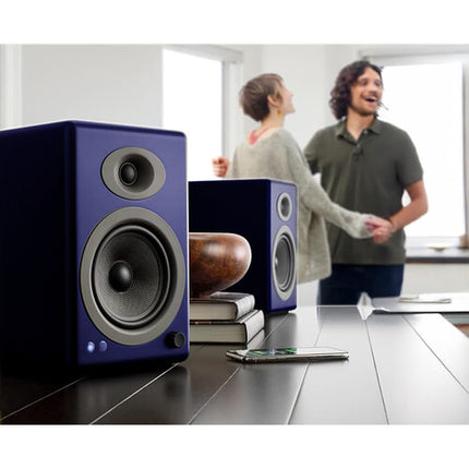 Audioengine A5+ Sistema de Altavoces Bluetooth 50W RMS 5" Kevlar Matte Blue
