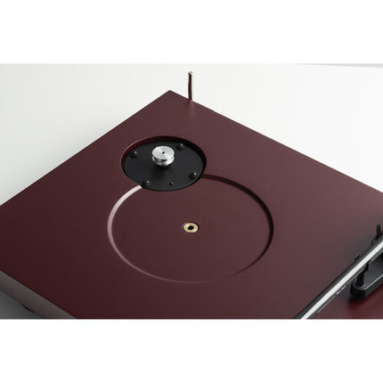 Pro-Ject Audio Systems Debut EVO 2 Tocadiscos Manual 2 Velocidades 33 1/3 y 45 rpm Brazos 8.6" Fibra de Carbono
