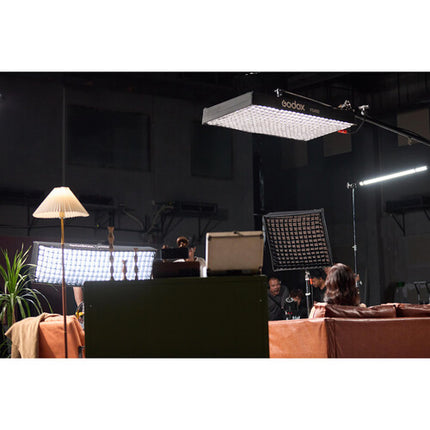 Godox KNOWLED F400R RGB Panel LED Flexible 2x4 pies 13300 Lux CRI 96