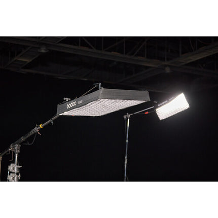 Godox KNOWLED F400R RGB Panel LED Flexible 2x4 pies 13300 Lux CRI 96