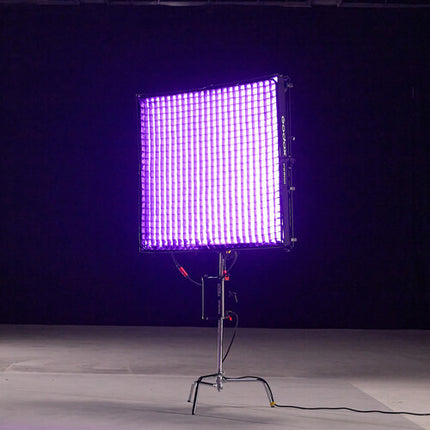 Godox KNOWLED F800R LED flexible RGB 4x4' 23700 Lux CRI 96 con controlador y soporte metálico