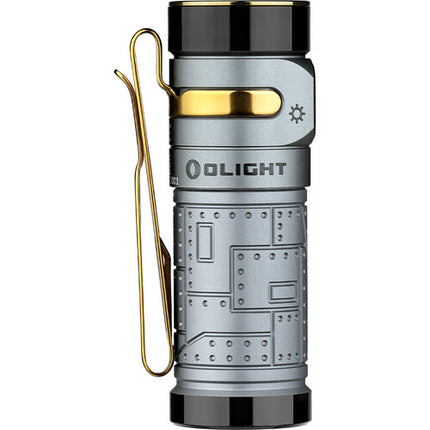 Olight Baton 4 Premium Edition Linterna LED 1300 Lúmenes Estuche Carga Inalámbrica 5000mAh