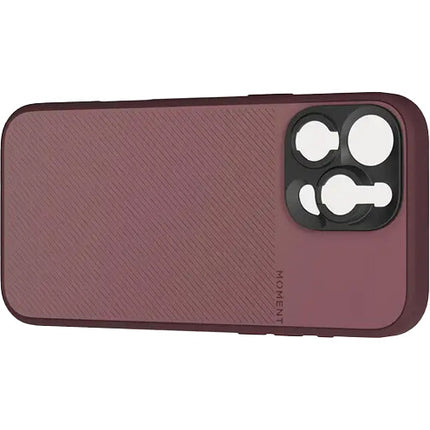 Funda Moment para iPhone 16 Pro Max Montura T-Series MagSafe Roja