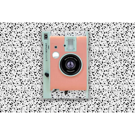 Lomography Lomo'Instant Cámara Instantánea con 3 Lentes y Flash Integrado