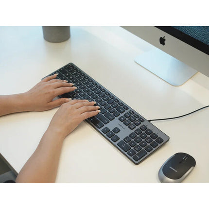 Macally Teclado Retroiluminado Dual USB A y C con Hub USB 3 Puertos para Mac