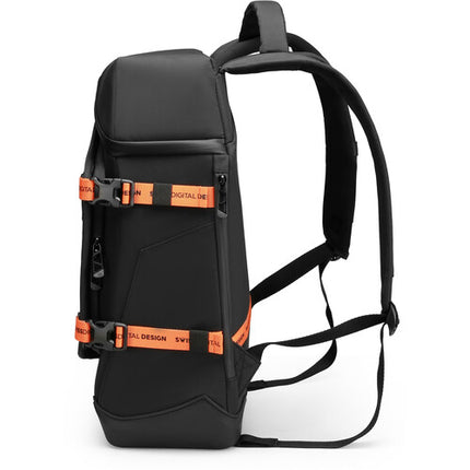 Swissdigital SEON L mochila negra con puerto USB compartimentos para laptop 16" y tablet 12.9"