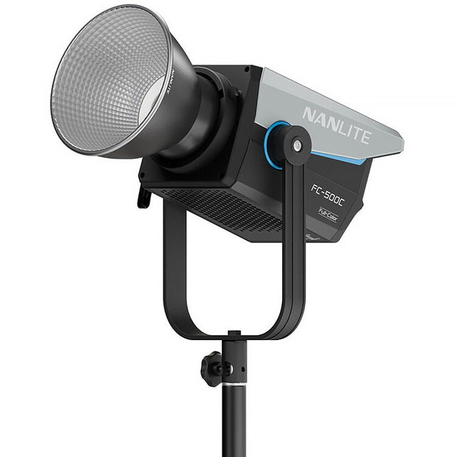 Nanlite FC500C Foco LED RGB 57050 Lux Control RGB 2700-7500K con Reflector y Estuche