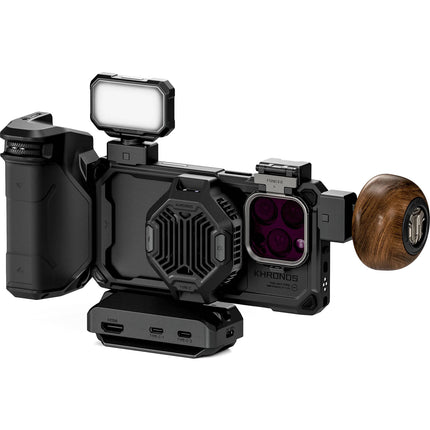 Tilta Khronos iPhone 16 Pro Kit con Filtros ND 0.6 y 1.2 y Luz LED Ajustable