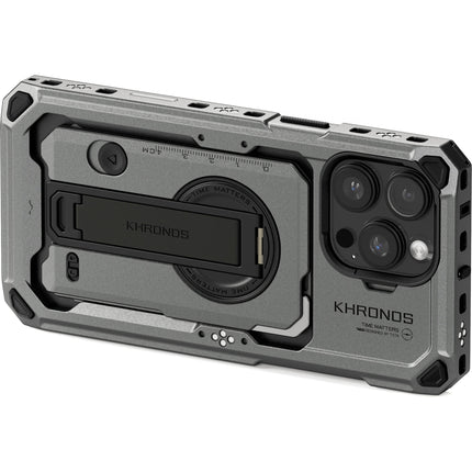Tilta Khronos Funda para iPhone 16 Pro Max Gris Espacial Diseño Expandible y Seguro