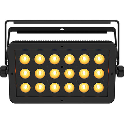 CHAUVET DJ SlimBANK H18 ILS Luz LED Wash 18 LEDs 27° Ángulo con Barndoor y Cable de Poder