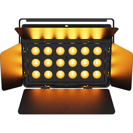 CHAUVET DJ SlimBANK H18 ILS Luz LED Wash 18 LEDs 27° Ángulo con Barndoor y Cable de Poder