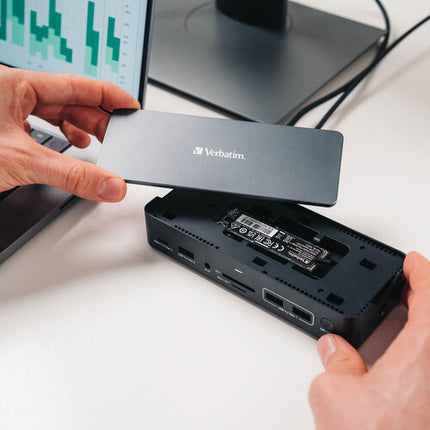 Verbatim 15 en 1 Estación de Acoplamiento USB-C Pro con SSD 80W y HDMI 8K