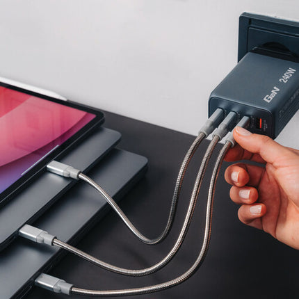 Verbatim Cargador de pared USB GaN 240W 4 puertos con adaptadores EU y UK