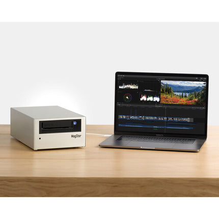 MagStor LTO-8 Unidad de Cinta Thunderbolt 3 12TB 300MBs Slim Desktop