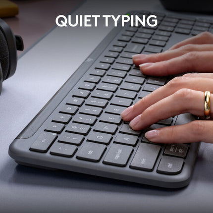 Logitech Signature Slim K950 Teclado Inalámbrico con Logi Bolt USB-A y 3 Años Batería