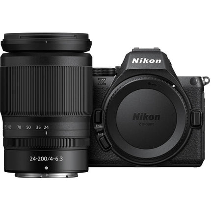 Nikon Z5 II Cámara Sin Espejo con Sensor 24.5MP y Lente 24-200mm VR