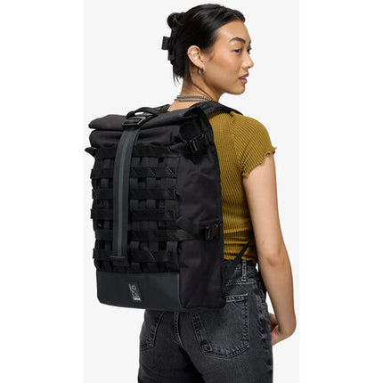 Chrome Industries Barrage Pack Mochila Negra 22L con Bolsillo para Laptop 15" y Correa Esternal