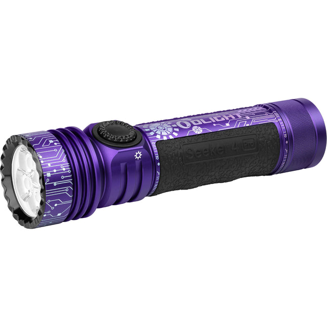 Olight Seeker 4 Pro Linterna Recargable LED 4600 Lúmenes USB-C y Funda