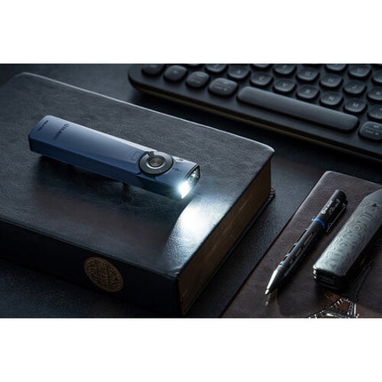 Olight Arkfeld Ultra Linterna LED 1400 Lúmenes Láser Verde 3R UV 900mW Azul Marino
