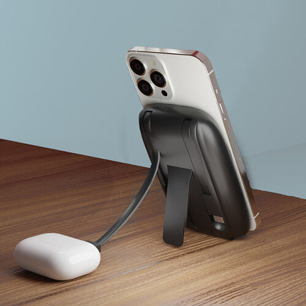 POM GEAR MAG Power X Power Bank 10000mAh con cable USB-C y anillo adhesivo