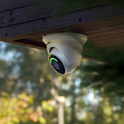 Lorex E863SD Cámara Exterior Red 4K UHD Visión Nocturna 98 pies IP67