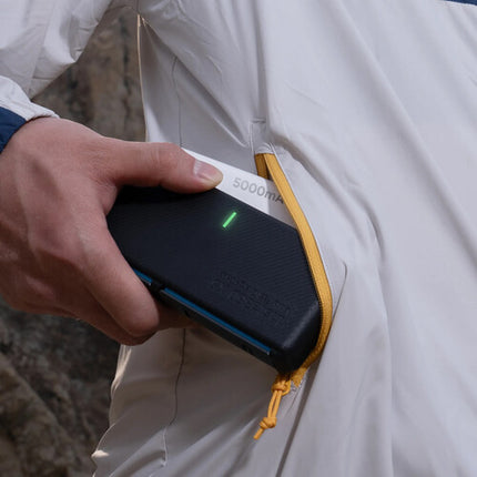 Insta360 Utility Fast-Charge Case para X5 Cargador 2 Bahías USB-C PD y 3 Ranuras microSD