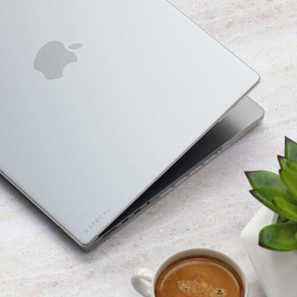 Funda rígida ecológica Satechi para MacBook Pro 14" con ventilación superior clara