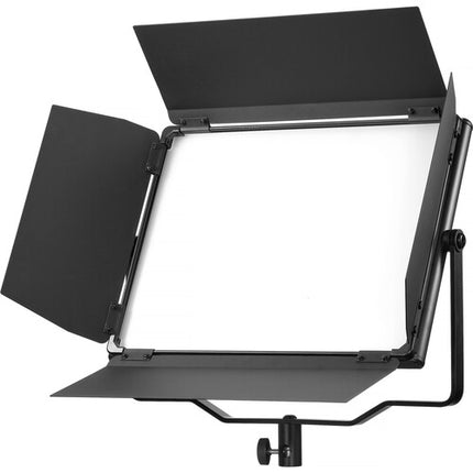 Godox P120Bi Panel LED Bicolor 18x16" 4610 Lux 3200-5600K con Barndoors