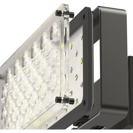 Kelvin Play Hero RGBACL Panel de Luz LED portátil 5600K 1202 Lux batería Li-Ion