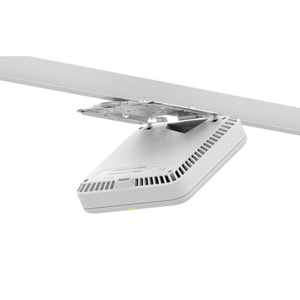 Netgear WBE750 BE18400 Punto de Acceso Inalámbrico Tri Banda 18.4Gbps 10G PoE++