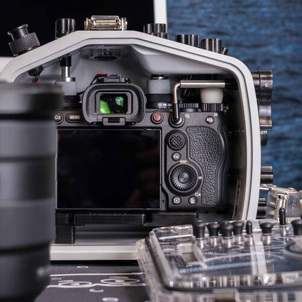 Ikelite Deluxe 200DL Carcasa Subacuática para Sony a1 II Profundidad 200' y Controles Mecánicos