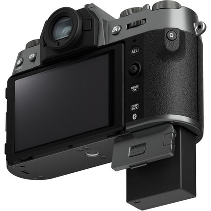 FUJIFILM X-T50 Cámara sin Espejo 40.2MP 4K 60p con Lente 15-45mm y Kit Básico