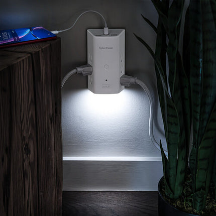 CyberPower P6WUCL Protector de Sobretensión 6 Salidas 900J USB 18W Luz Nocturna
