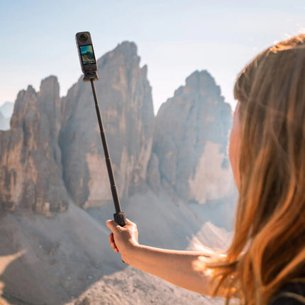 Insta360 Palo Selfie 2 en 1 Plegable con Control Remoto y Trípode Integrado