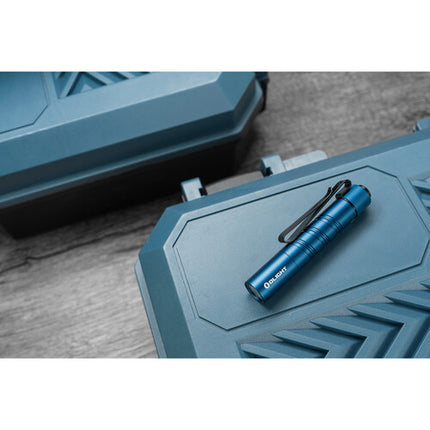 Linterna LED Olight i3T 2 EOS 200 lúmenes Resistente al agua azul