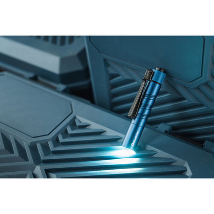 Linterna LED Olight i3T 2 EOS 200 lúmenes Resistente al agua azul